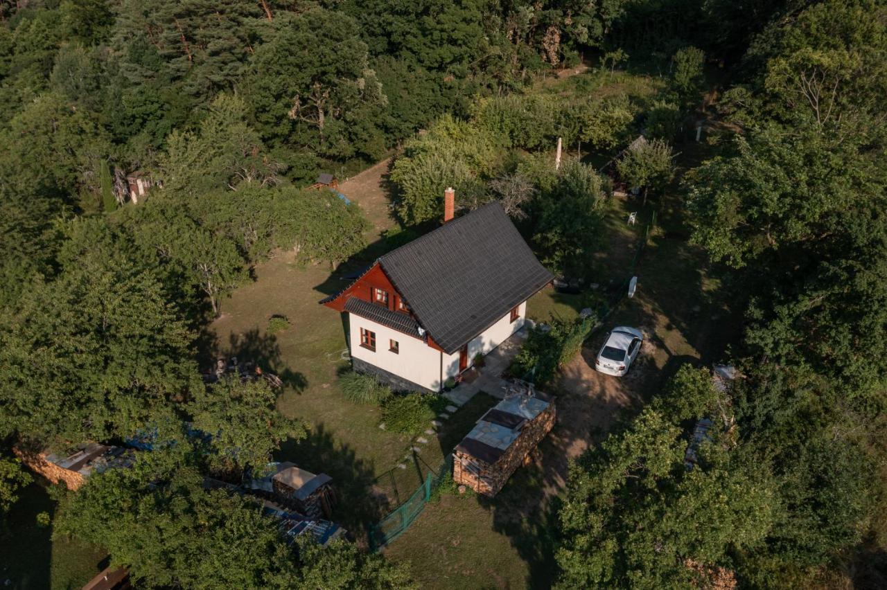 Chata nad lázeňským údolím Luhačovice Exteriér fotografie