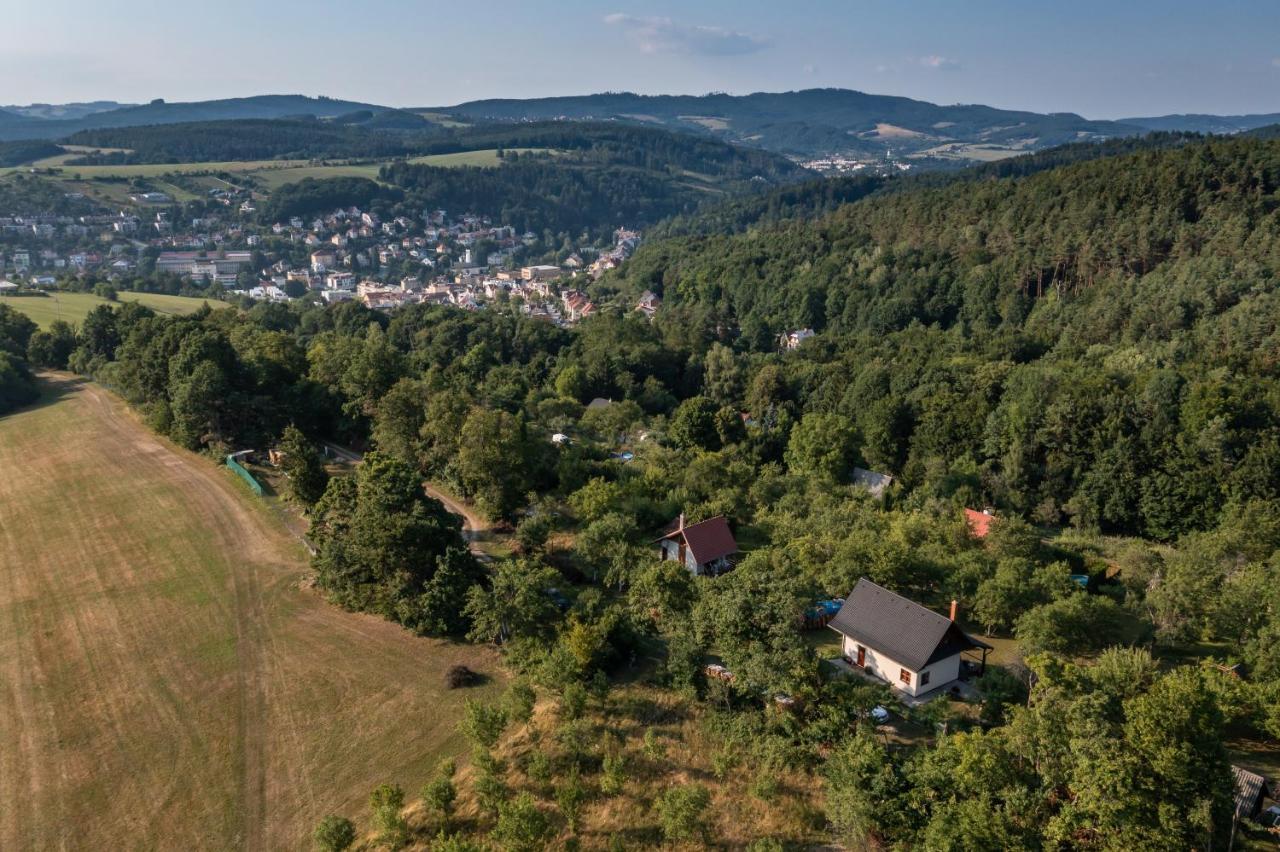 Chata nad lázeňským údolím Luhačovice Exteriér fotografie